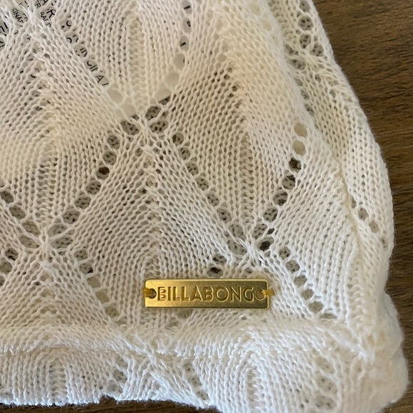 Billabong - Cream Knit Off Shoulder Junior Top - Picture 3 of 4